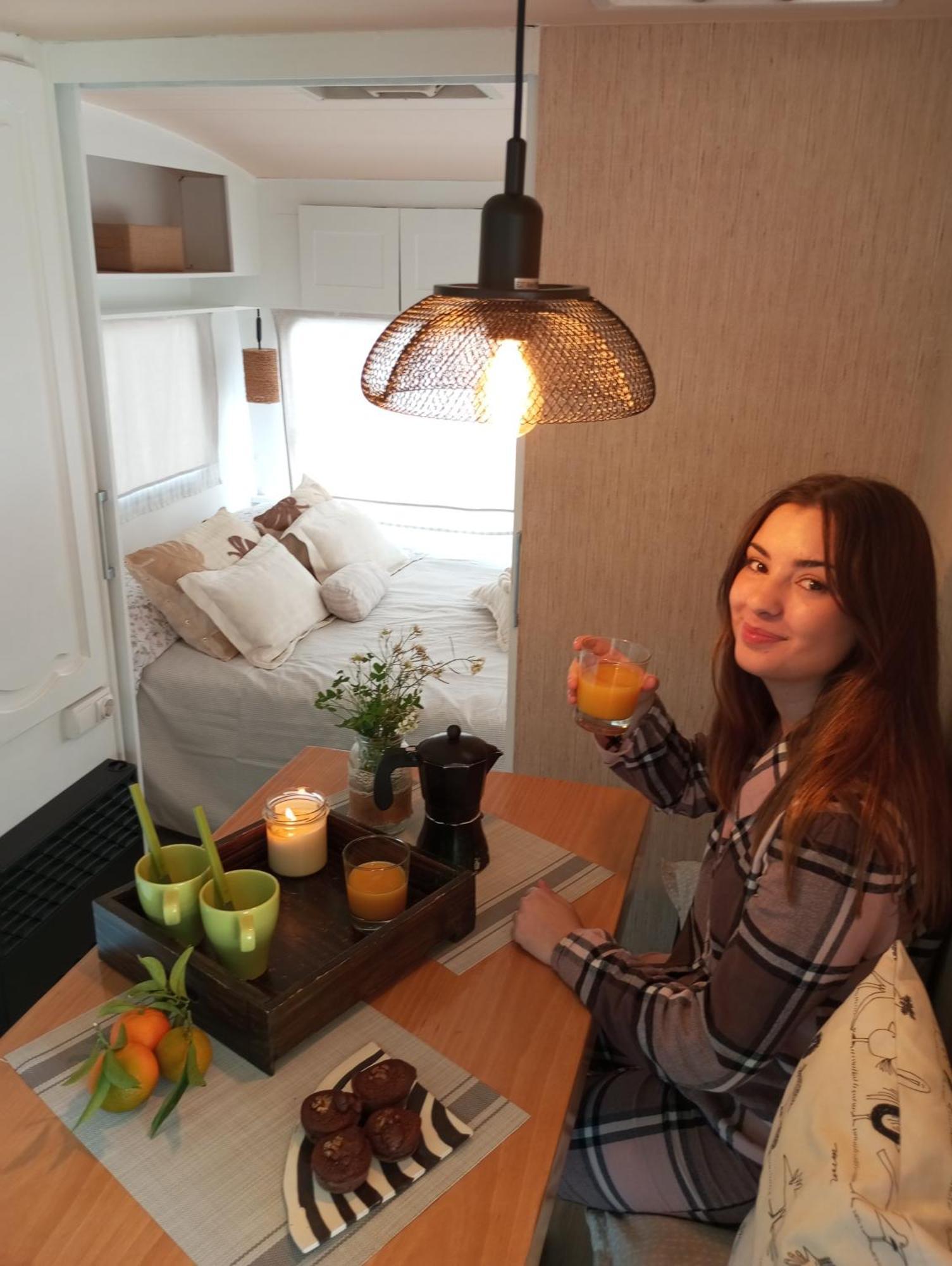 Caravana- Glamping Casa Tortuga Ла-Нусия Экстерьер фото