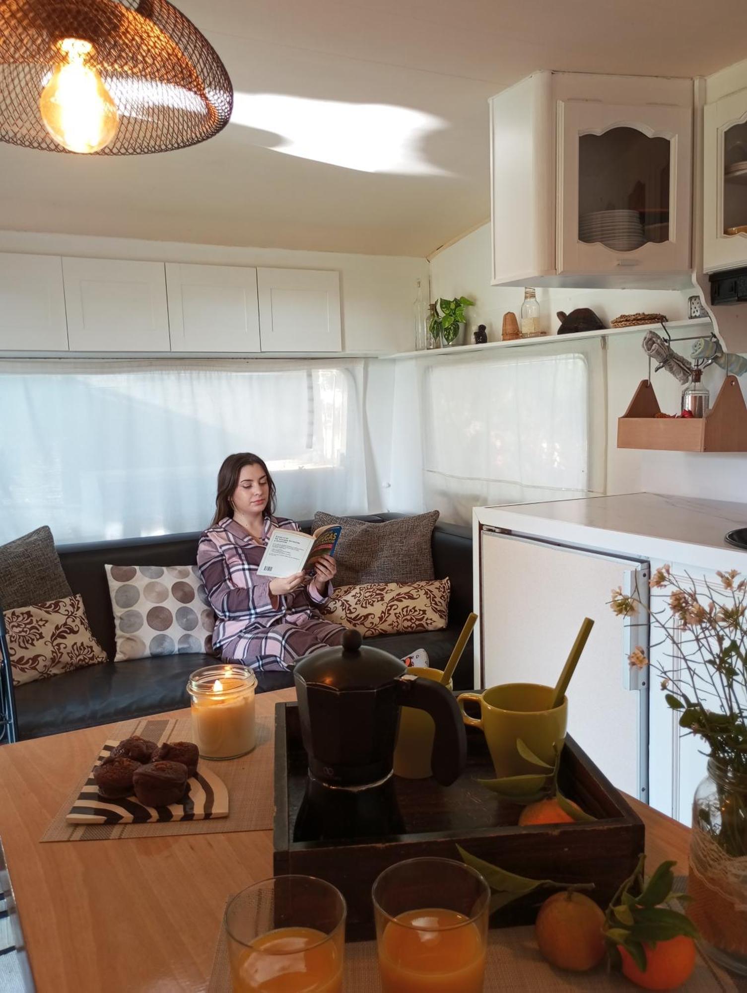 Caravana- Glamping Casa Tortuga Ла-Нусия Экстерьер фото